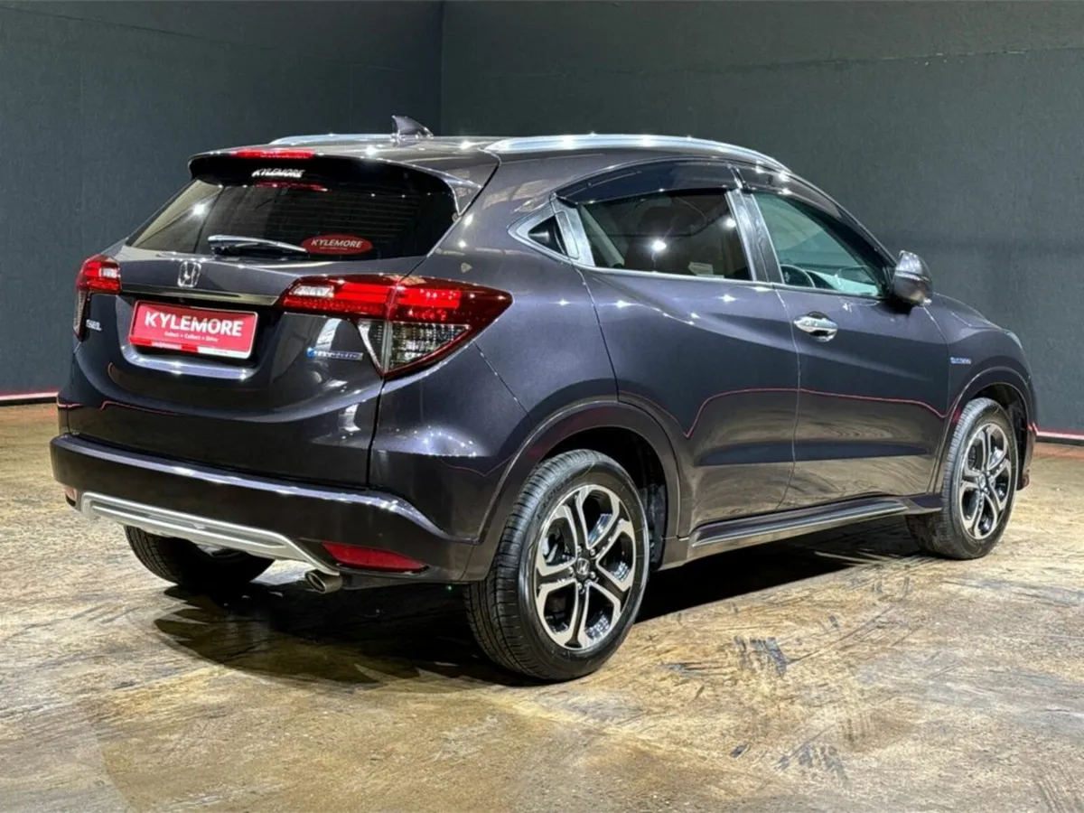 Honda Vezel 1.5 HYBRID AUTOMATIC - HALF LEATHER UP - Image 4