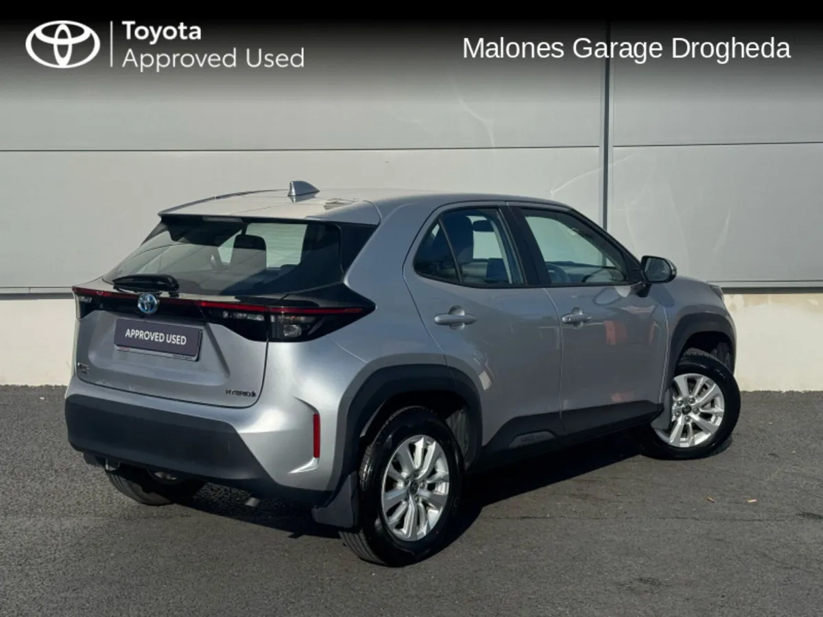 Toyota Yaris Cross 1.5 Hybrid Luna Call Now : 041 - Image 2