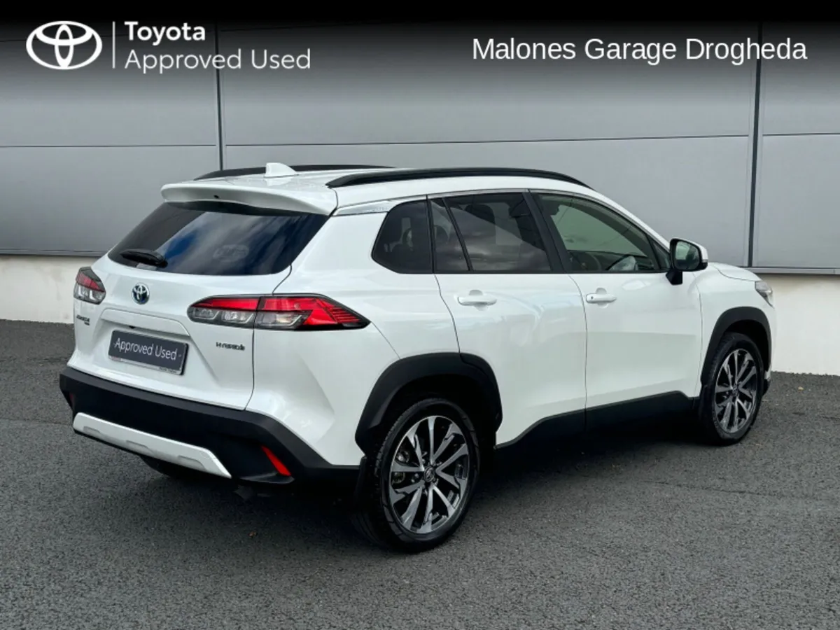 Toyota Corolla Cross 1.8 Hybrid Sport Call Now : 0 - Image 2