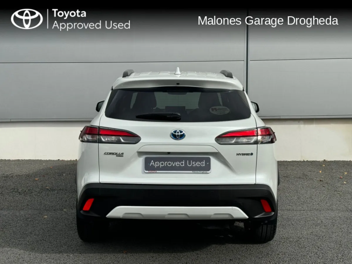 Toyota Corolla Cross 1.8 Hybrid Sport Call Now : 0 - Image 4