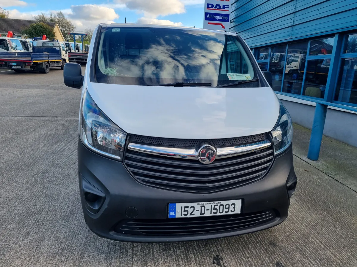 2015 VAUXHALL VIVARO - Image 3