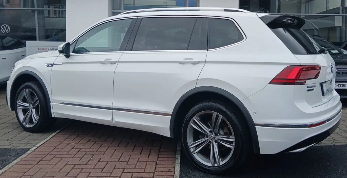 Volkswagen Tiguan Allspace R-line 2.0 TDI 150HP D - Image 4