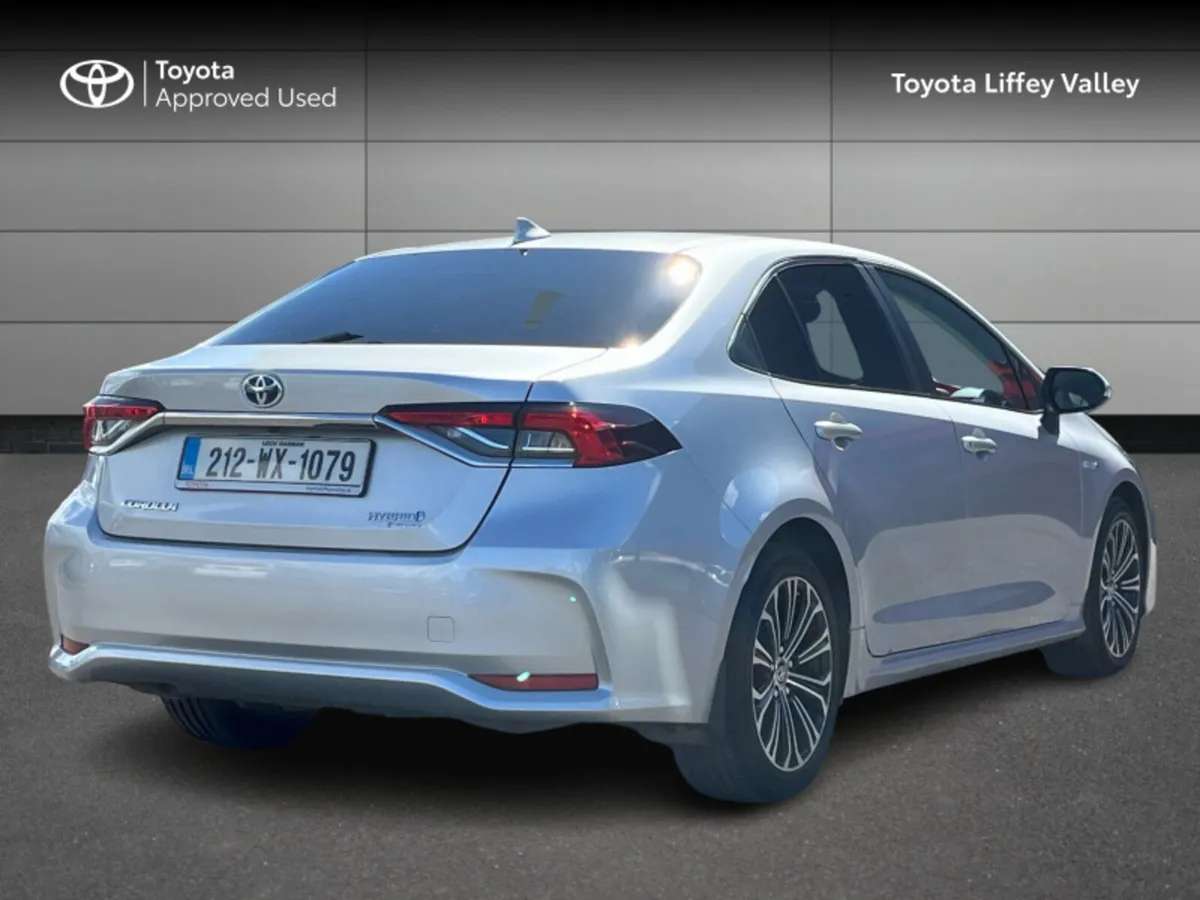 Toyota Corolla HYBRID LUNA SP SPORT 4DR AUTO - Image 2