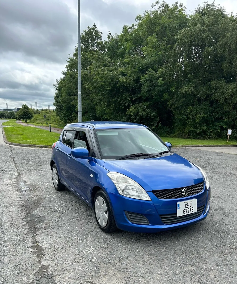 Suzuki Swift 2012 1.2 Petrol Automatic Low km - Image 1