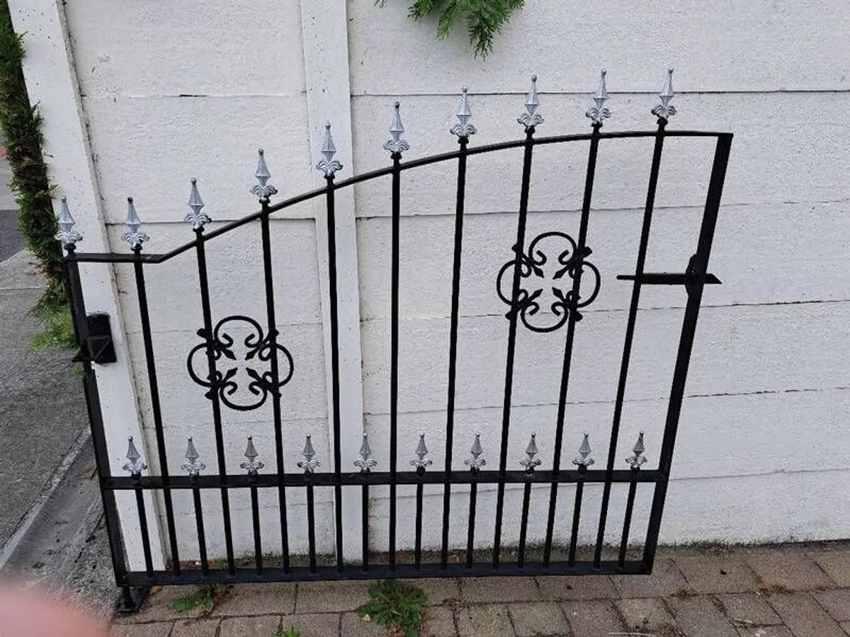 Iron Gates - Image 3
