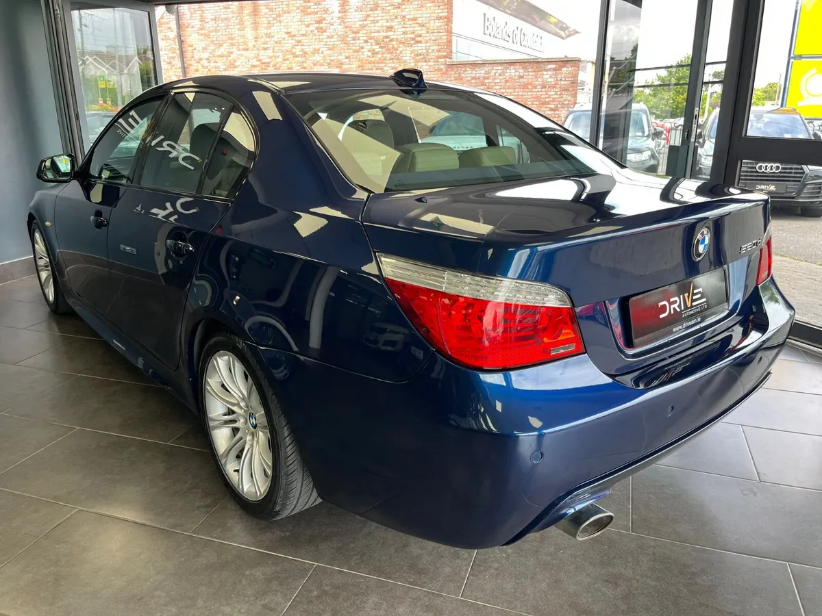 BMW 5-Series 2010 520d M-Sport***Only 124000 Kms** - Image 2