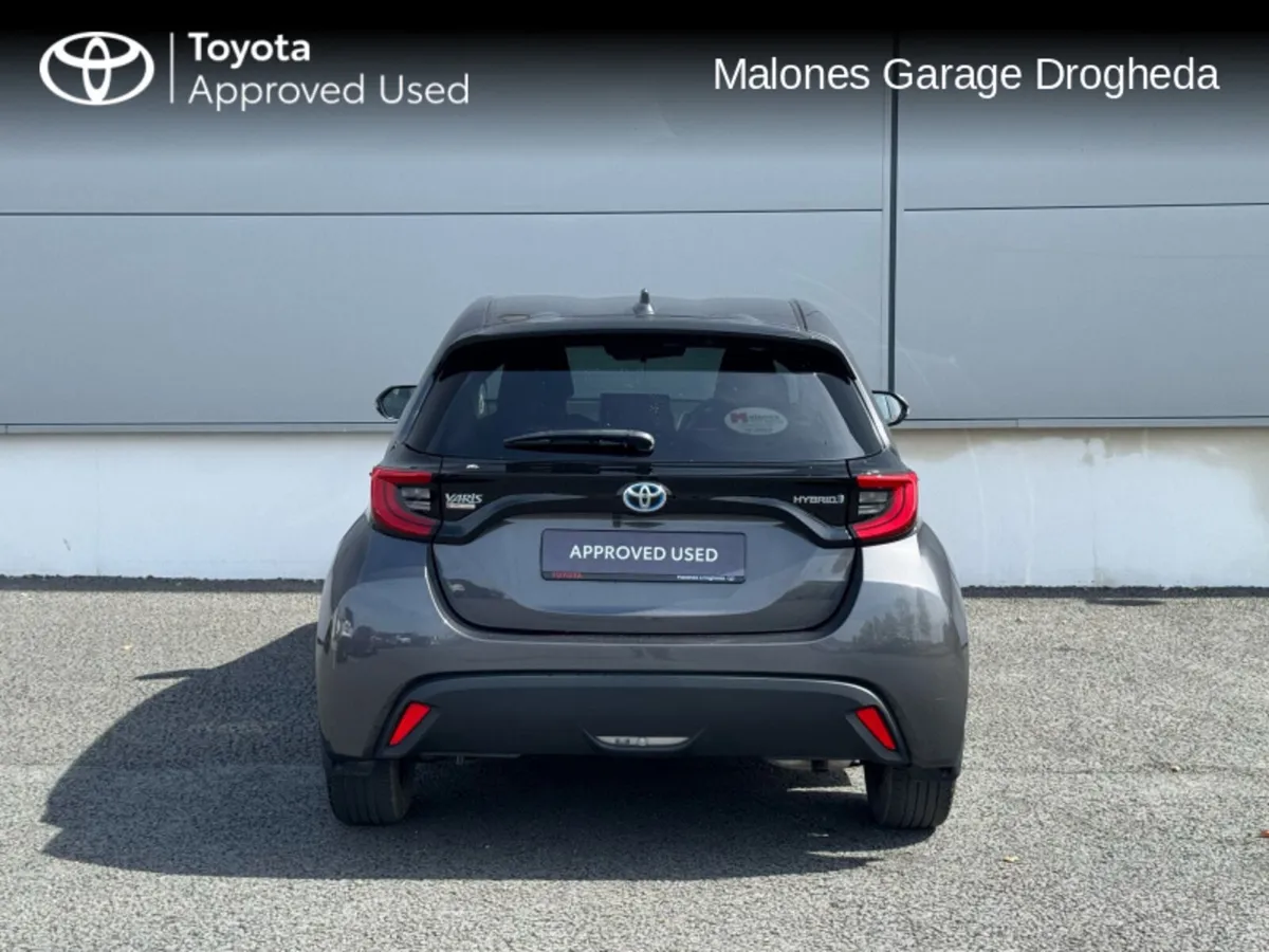 Toyota Yaris 1.5 Hybrid Luna Sport Call Now 041 98 - Image 4