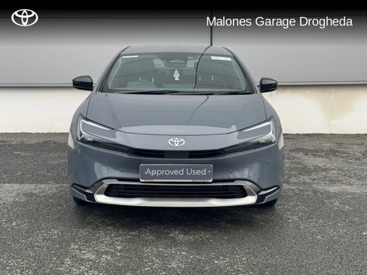 Toyota Prius 2.0 PHEV 223hp *DEMO Model Call : 041 - Image 4