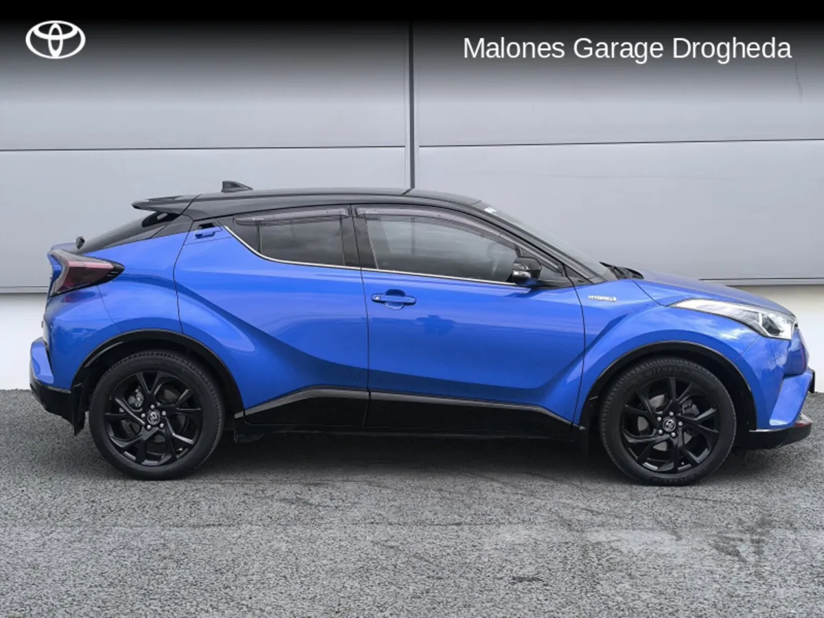 Toyota C-HR 1.8 Hybrid Luna Sport *Hugh Spec* Call - Image 2