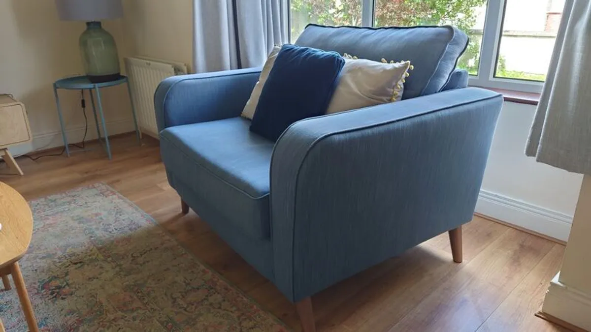 2 Seater Sofa and Snuggler Sofa - Image 2