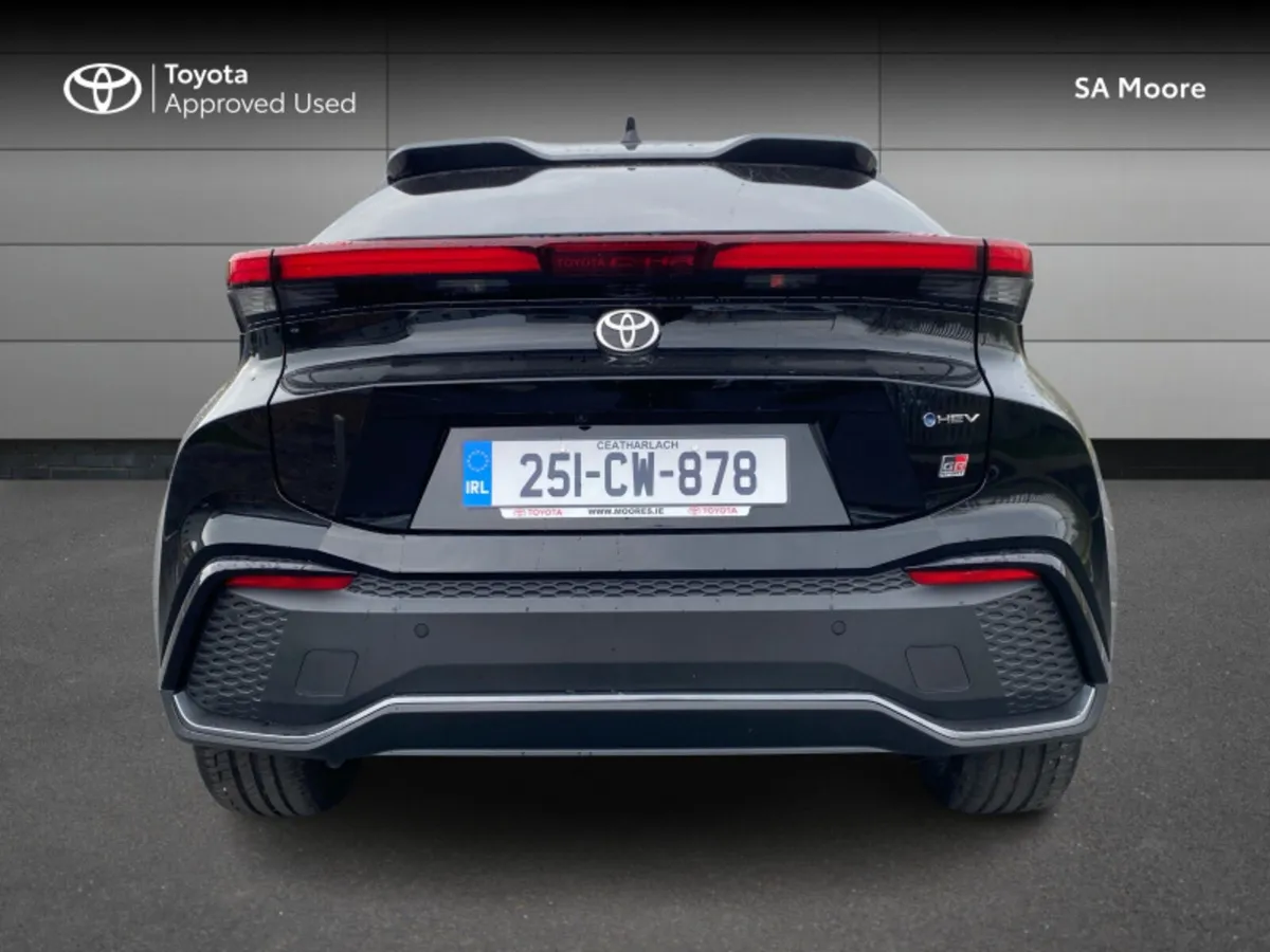 Toyota C-HR 2.0 HYBRID GR SPORT - Image 4