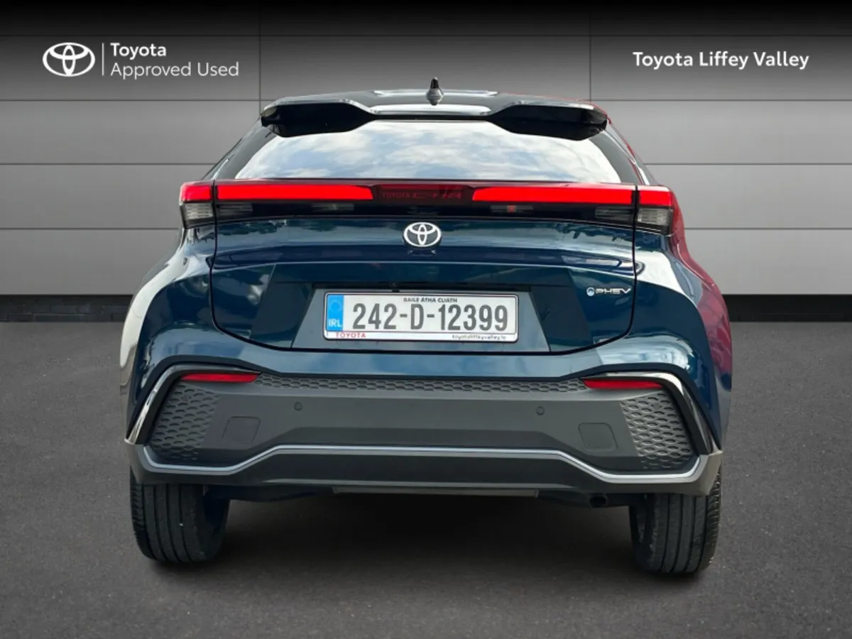Toyota C-HR C-HR PHEV SOL - Image 4