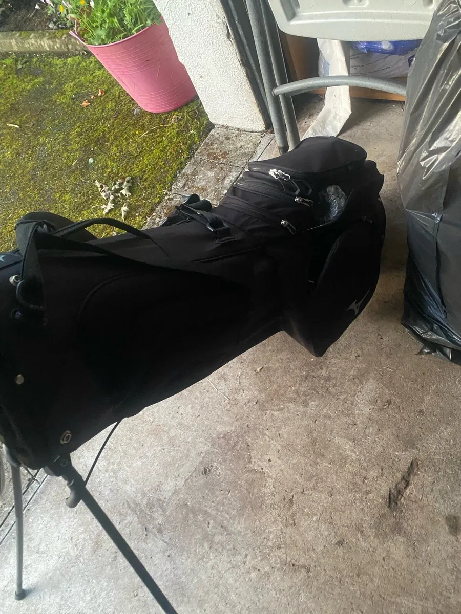 Golf bag - Image 1