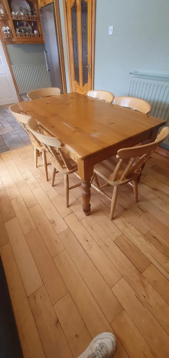 Kitchen Table & Chairs - Image 2