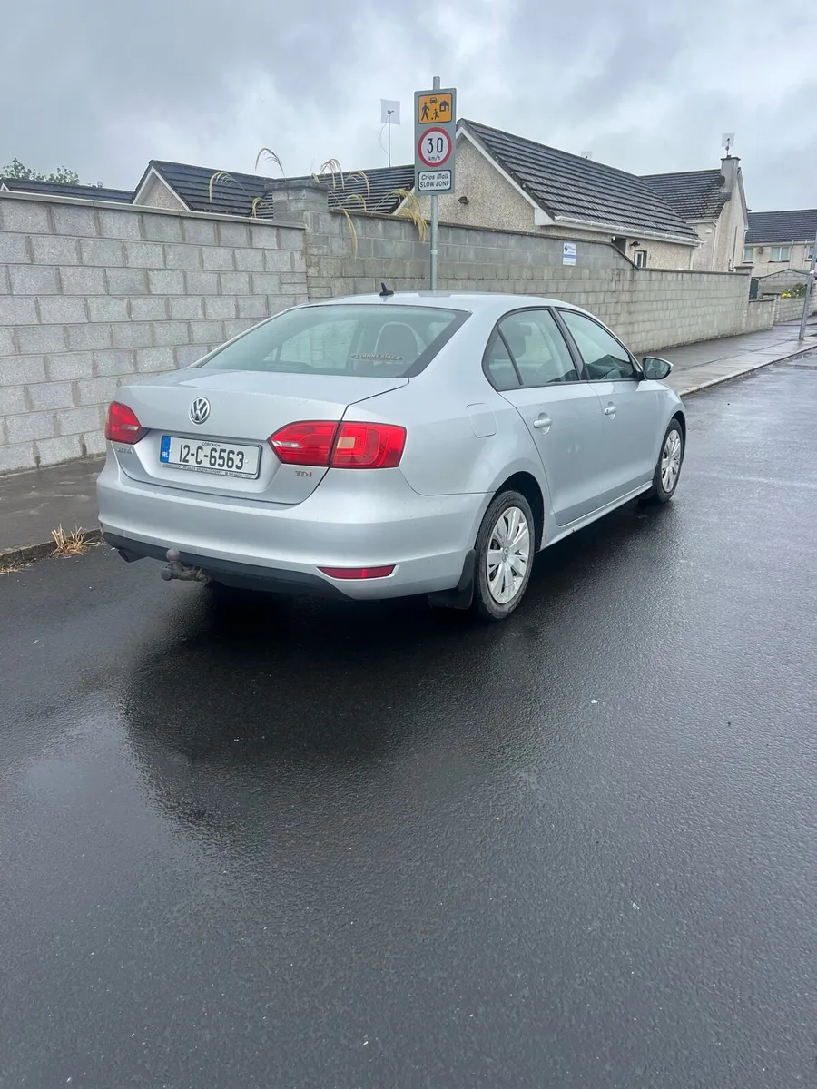 Volswagen Jetta 1.6 diesel 2012 tax and Nct - Image 4
