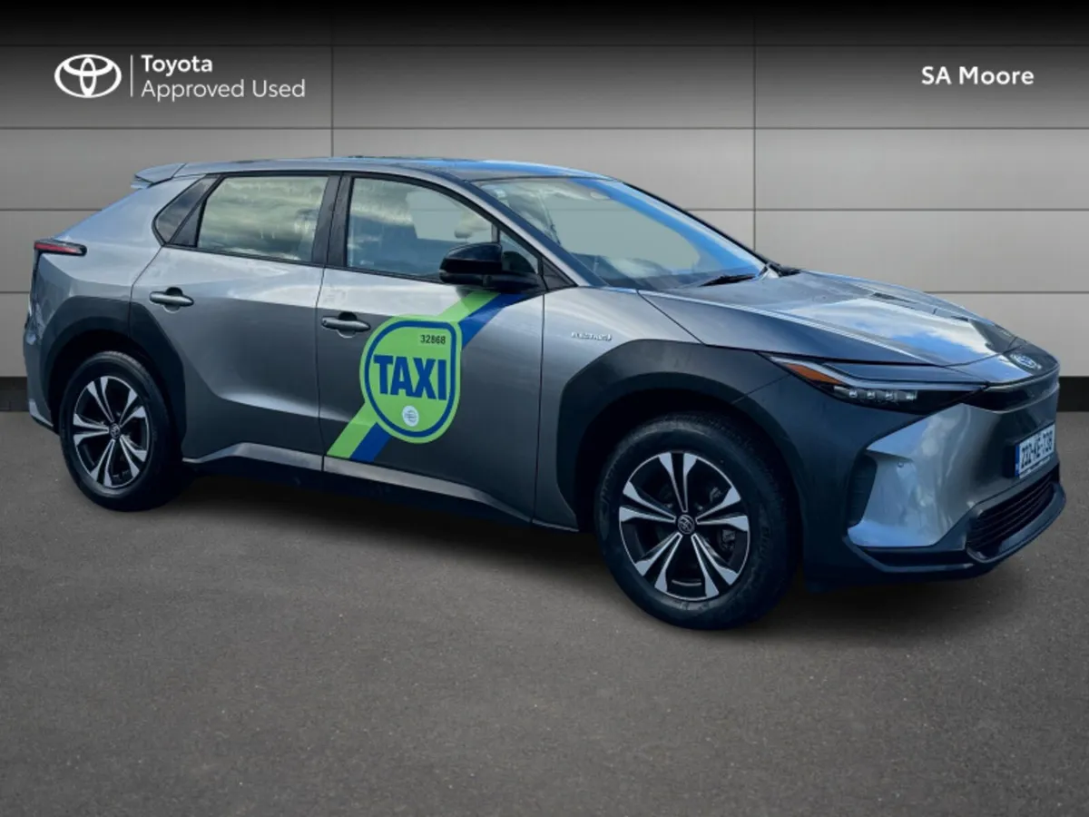 Toyota bZ4X TAXI SPECIAL - Image 3