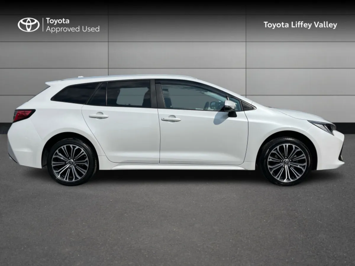 Toyota Corolla SOL TOURING SPORTS HYBRID - Image 3