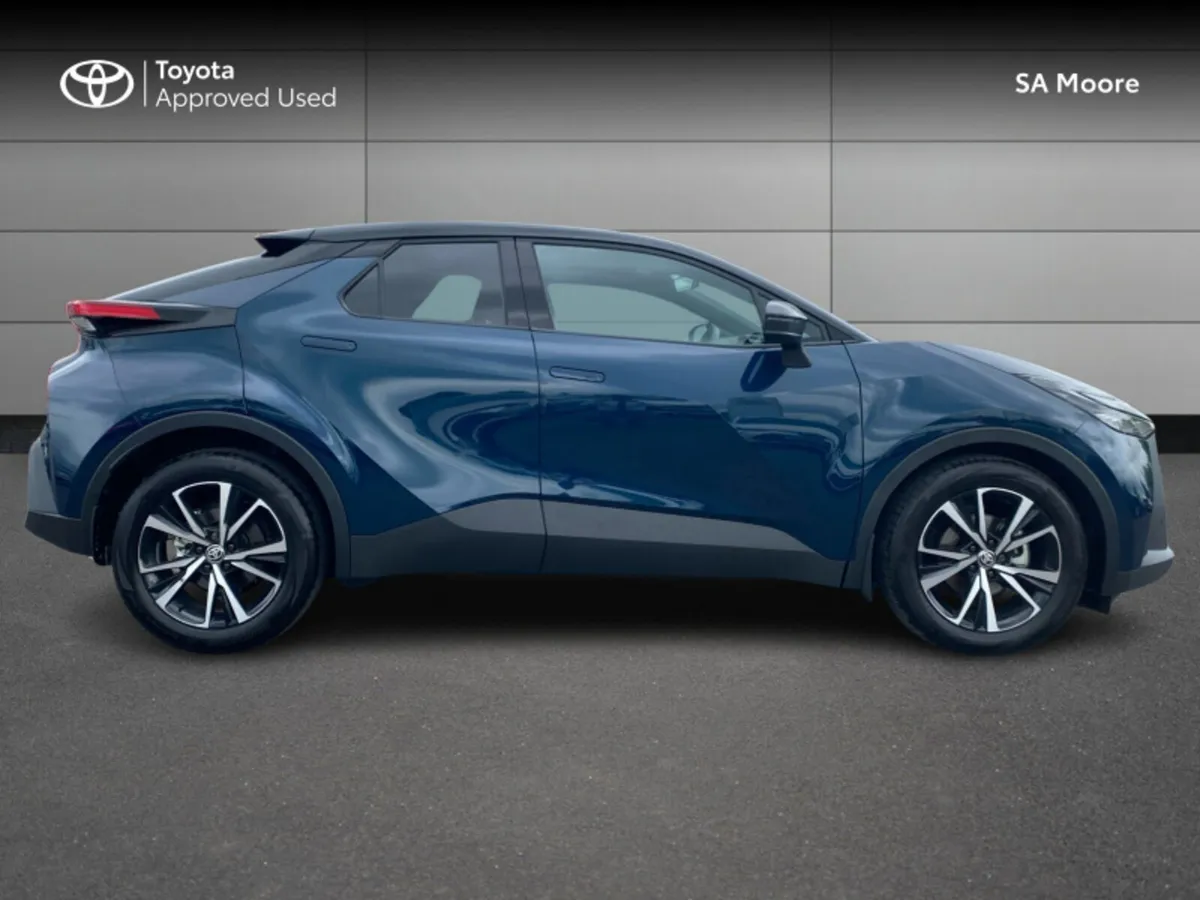 Toyota C-HR HYBRID SPORT+ - Image 3