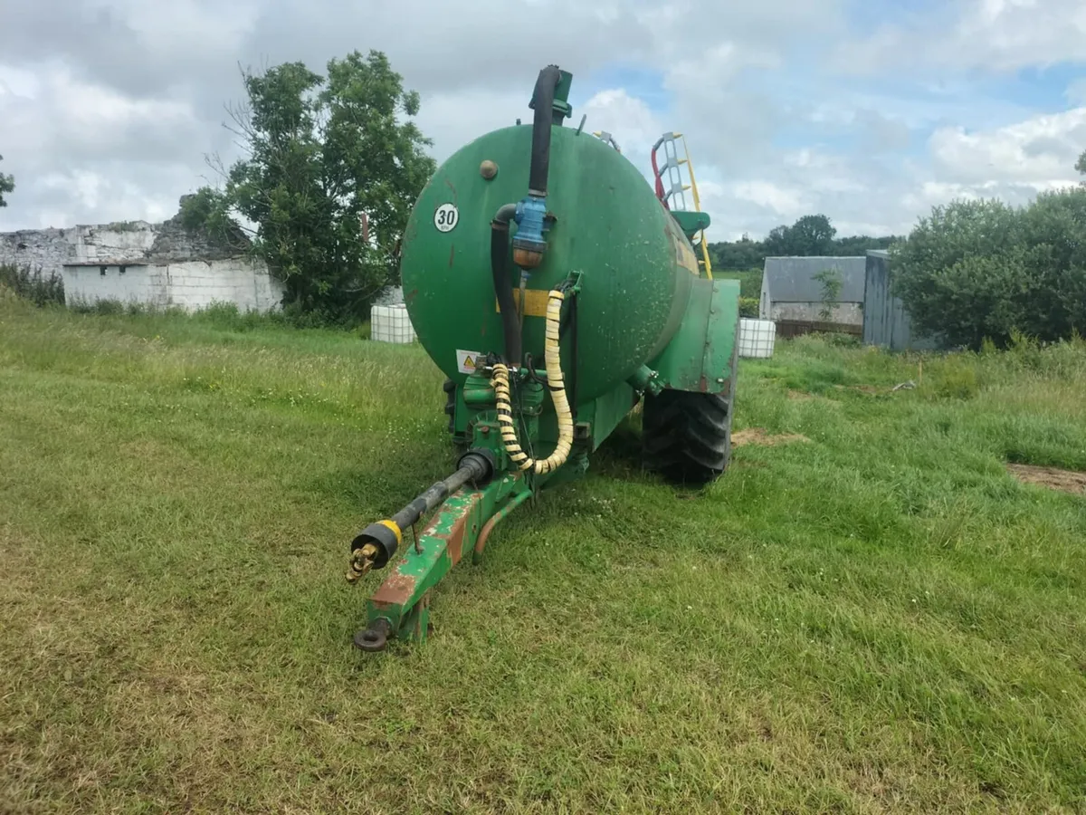2000 gallon slurry tank - Image 3