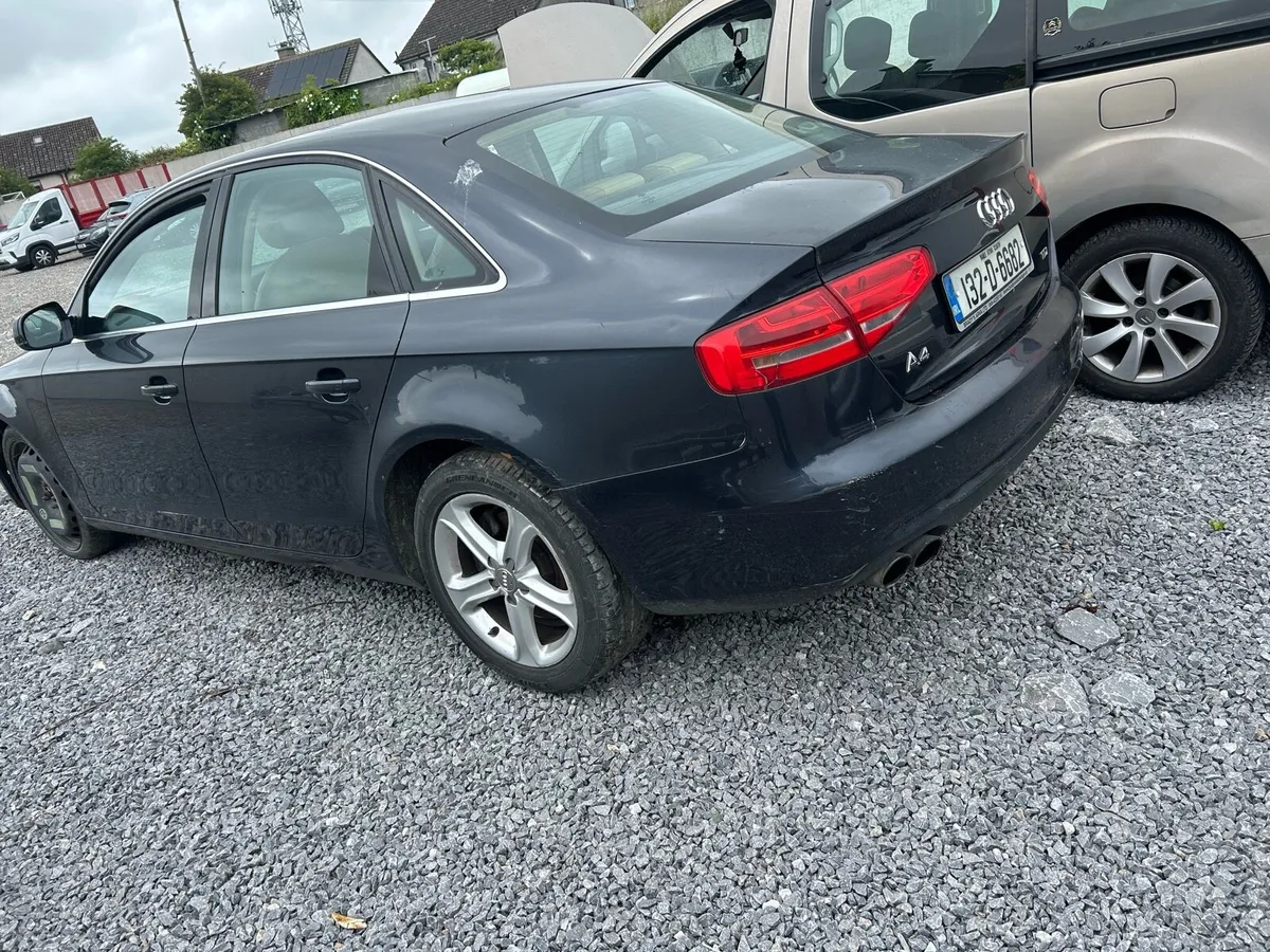 2013 Audi a4 - Image 3
