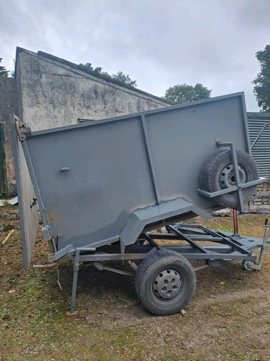 Trailer - Image 4