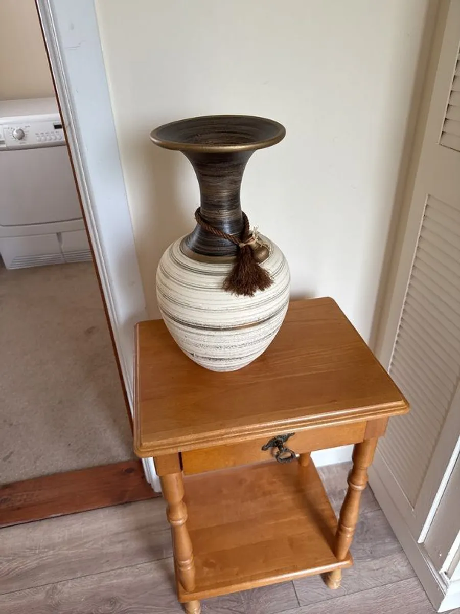 vase