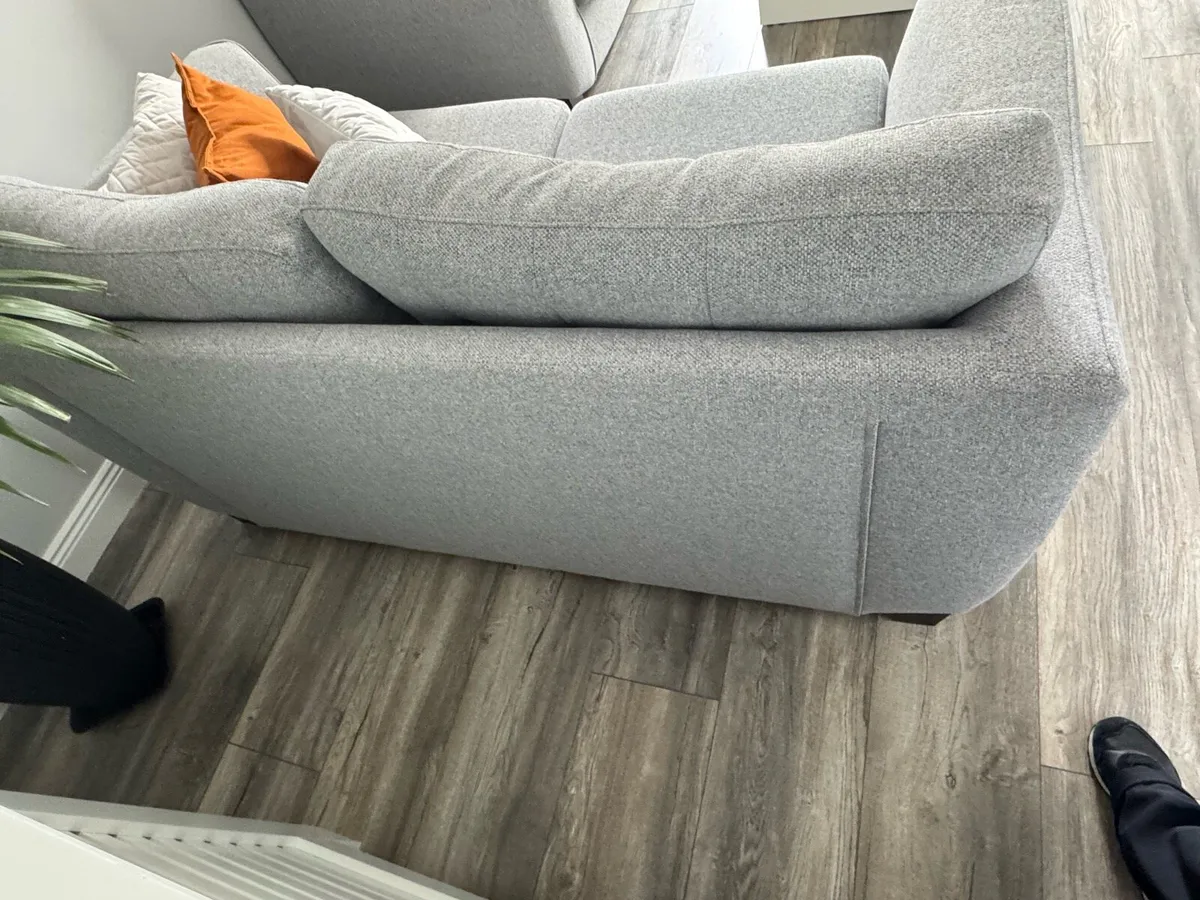 Sofa - Image 3