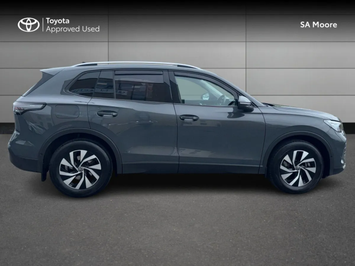 Volkswagen Tiguan NEW MODEL 2.0 TDI DSG 150HP - Image 3