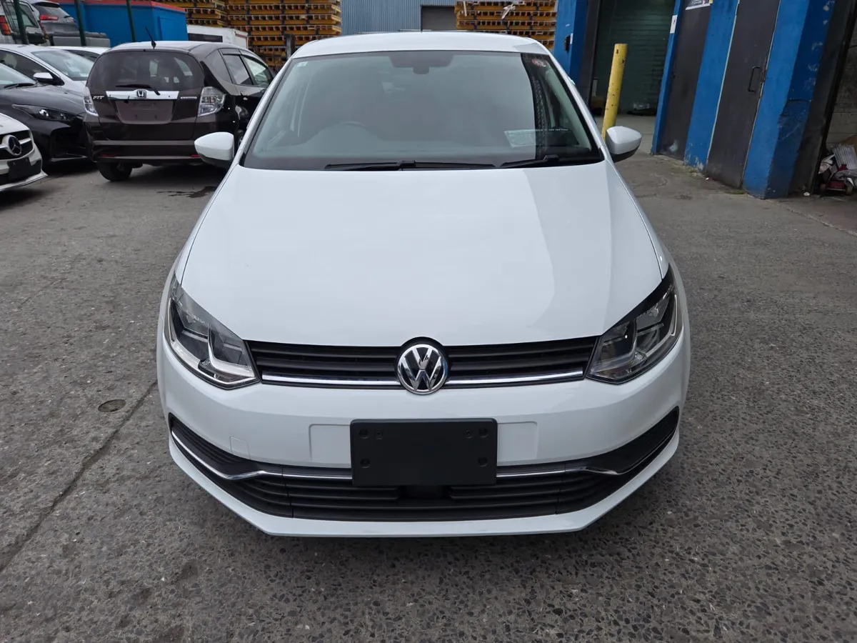 2016 Volkswagen Polo 1.2 Tsi Automatic - Image 2