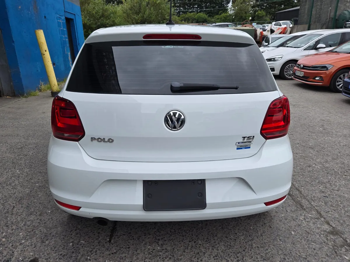 2016 Volkswagen Polo 1.2 Tsi Automatic - Image 4