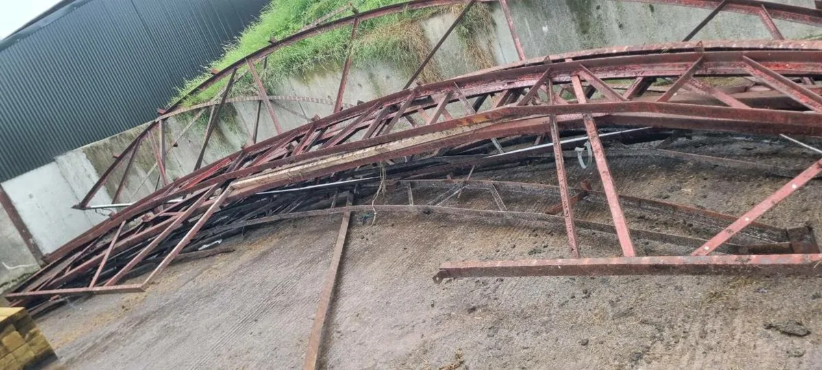 Roof trusses - Image 1