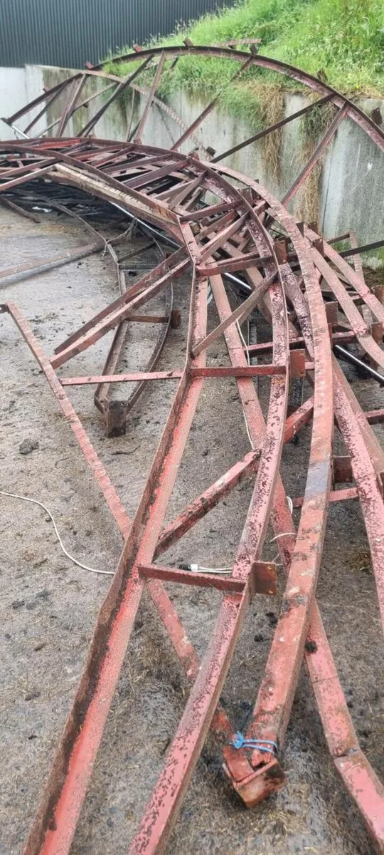 Roof trusses - Image 2