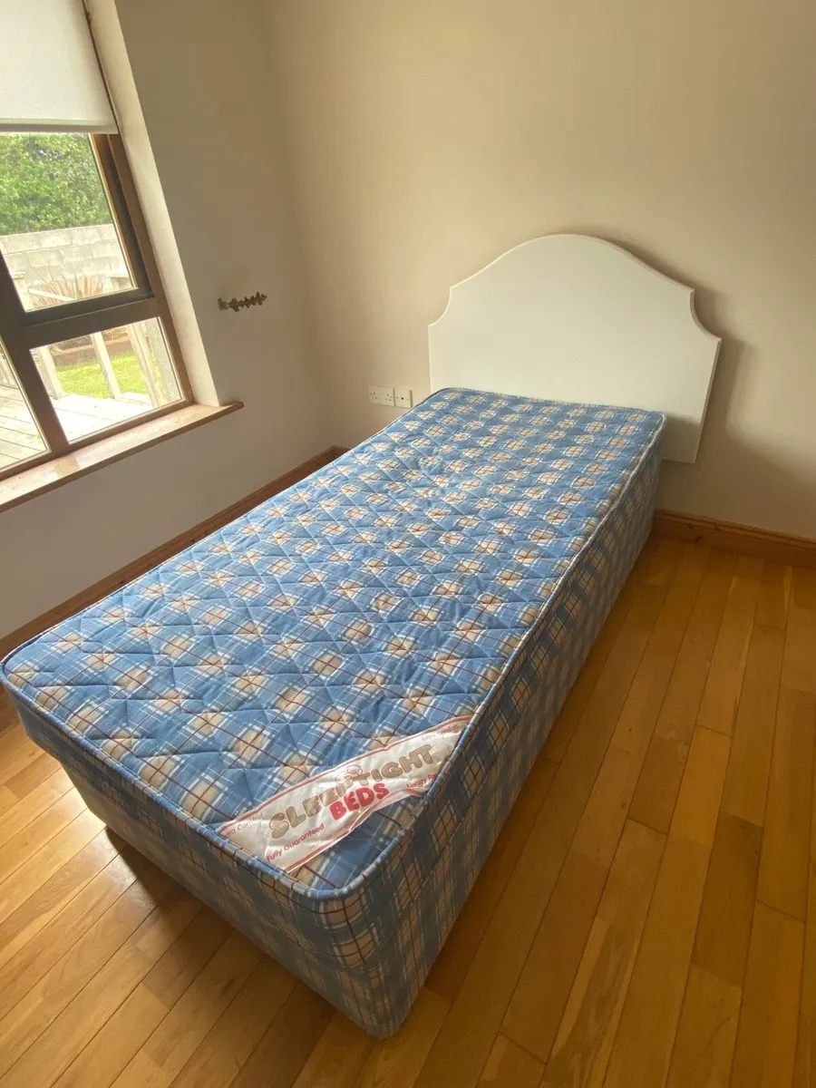 Single bed and head board - Image 1