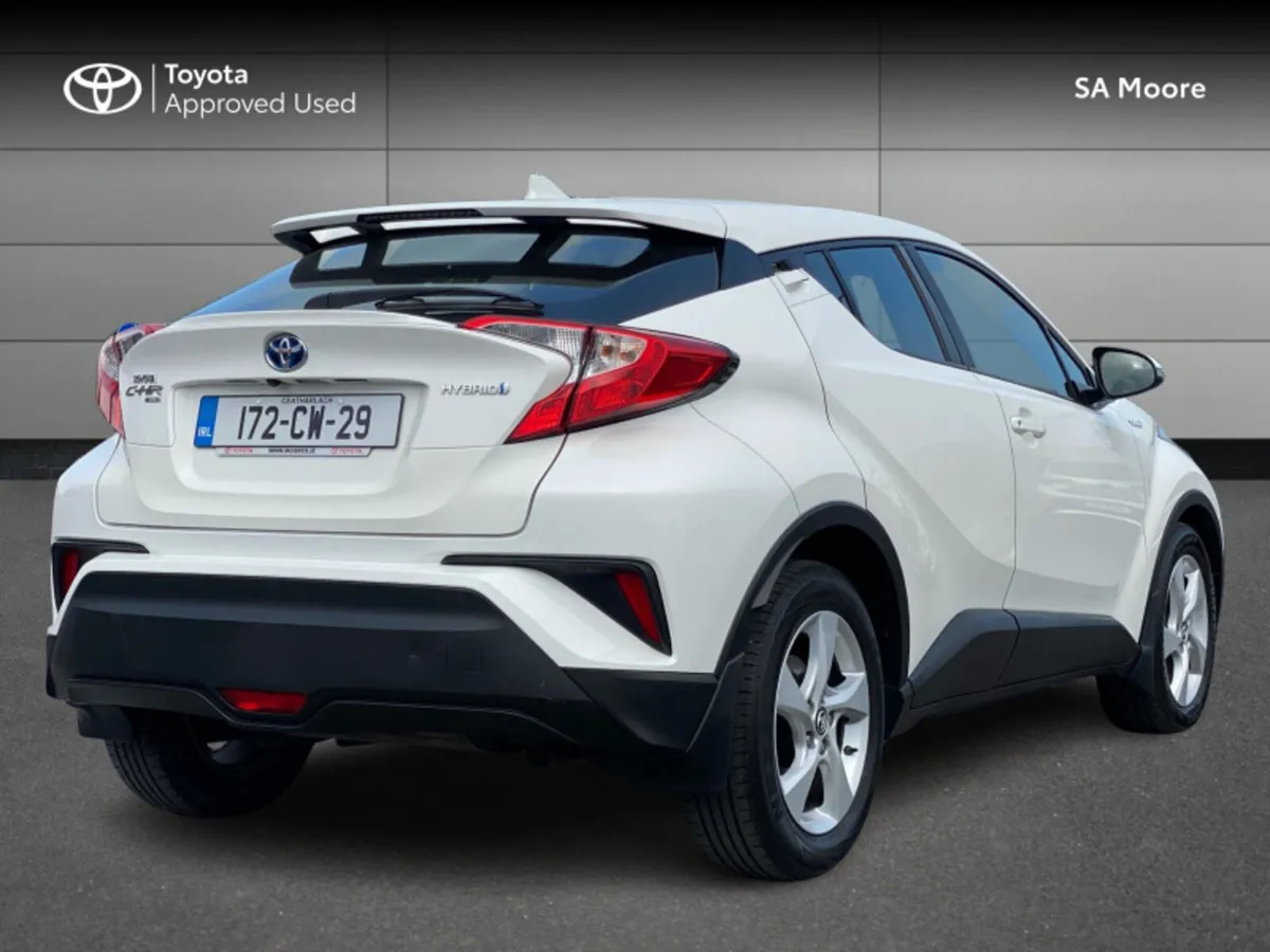 Toyota C-HR HYBRID LUNA - Image 2