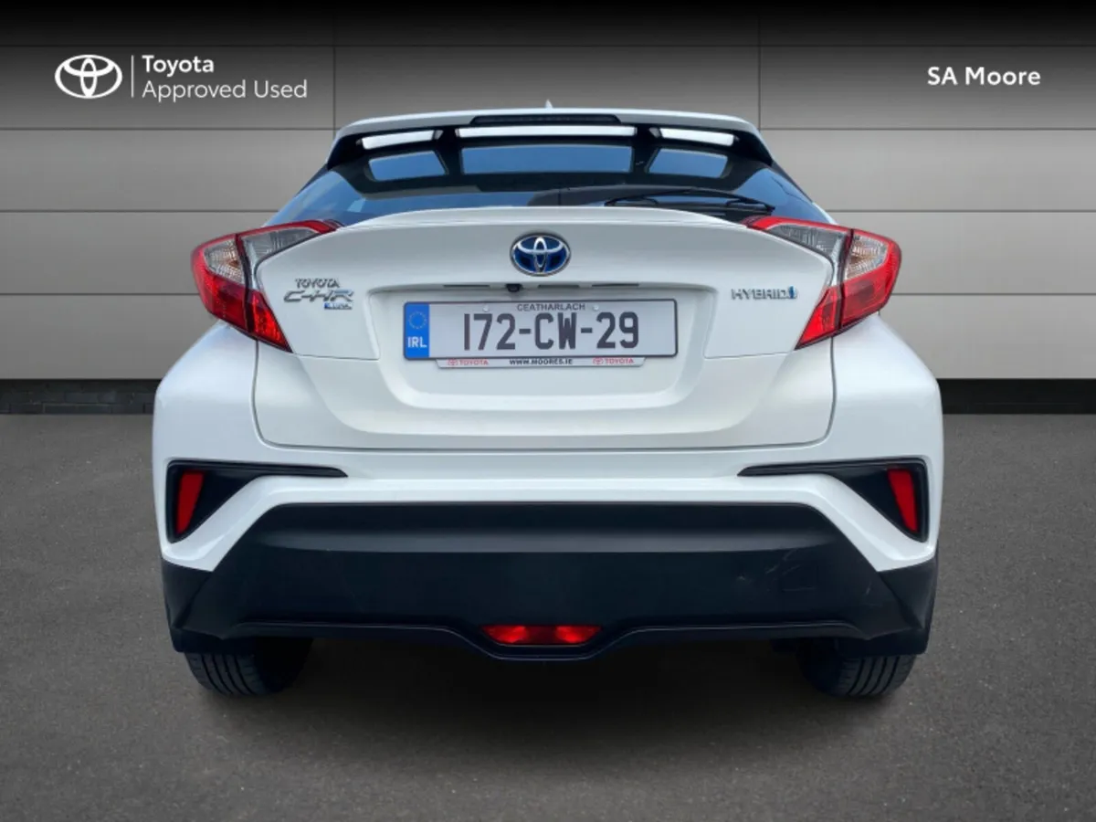 Toyota C-HR HYBRID LUNA - Image 4