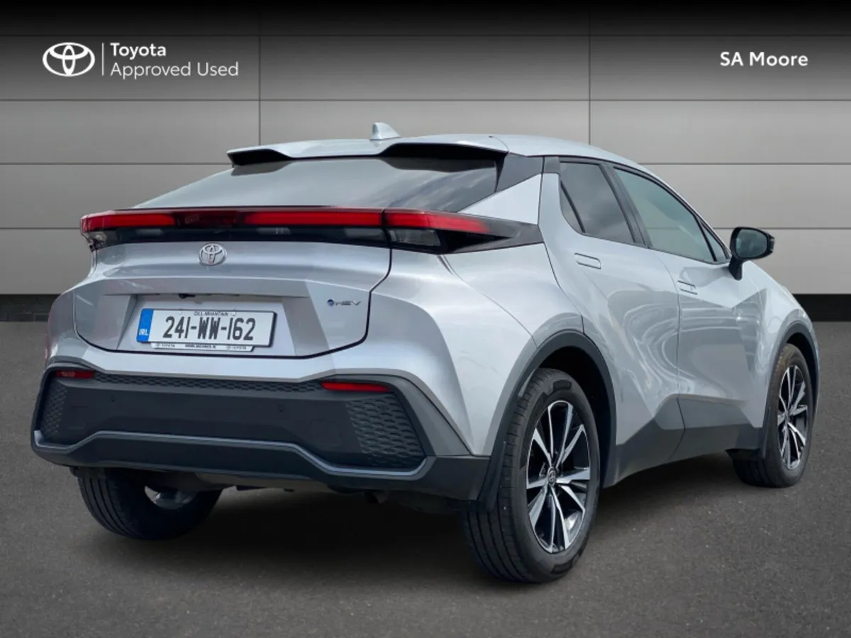 Toyota C-HR HYBRID SPORT - Image 2