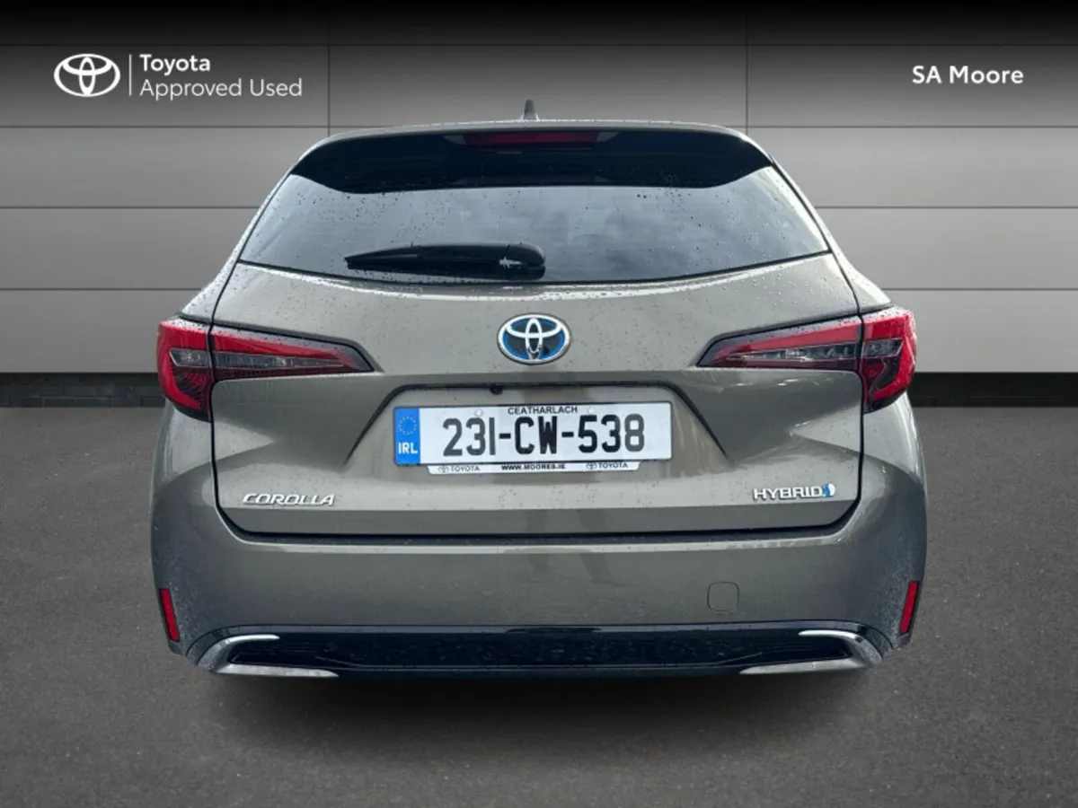 Toyota Corolla ESTATE - LUNA TOURING SPORT - Image 4