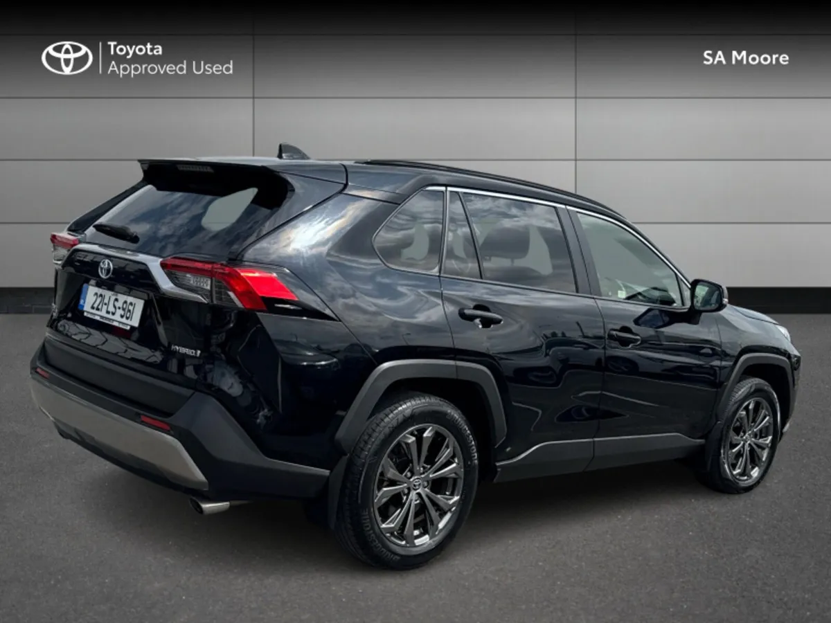 Toyota RAV4 HYBRID SOL - Image 2