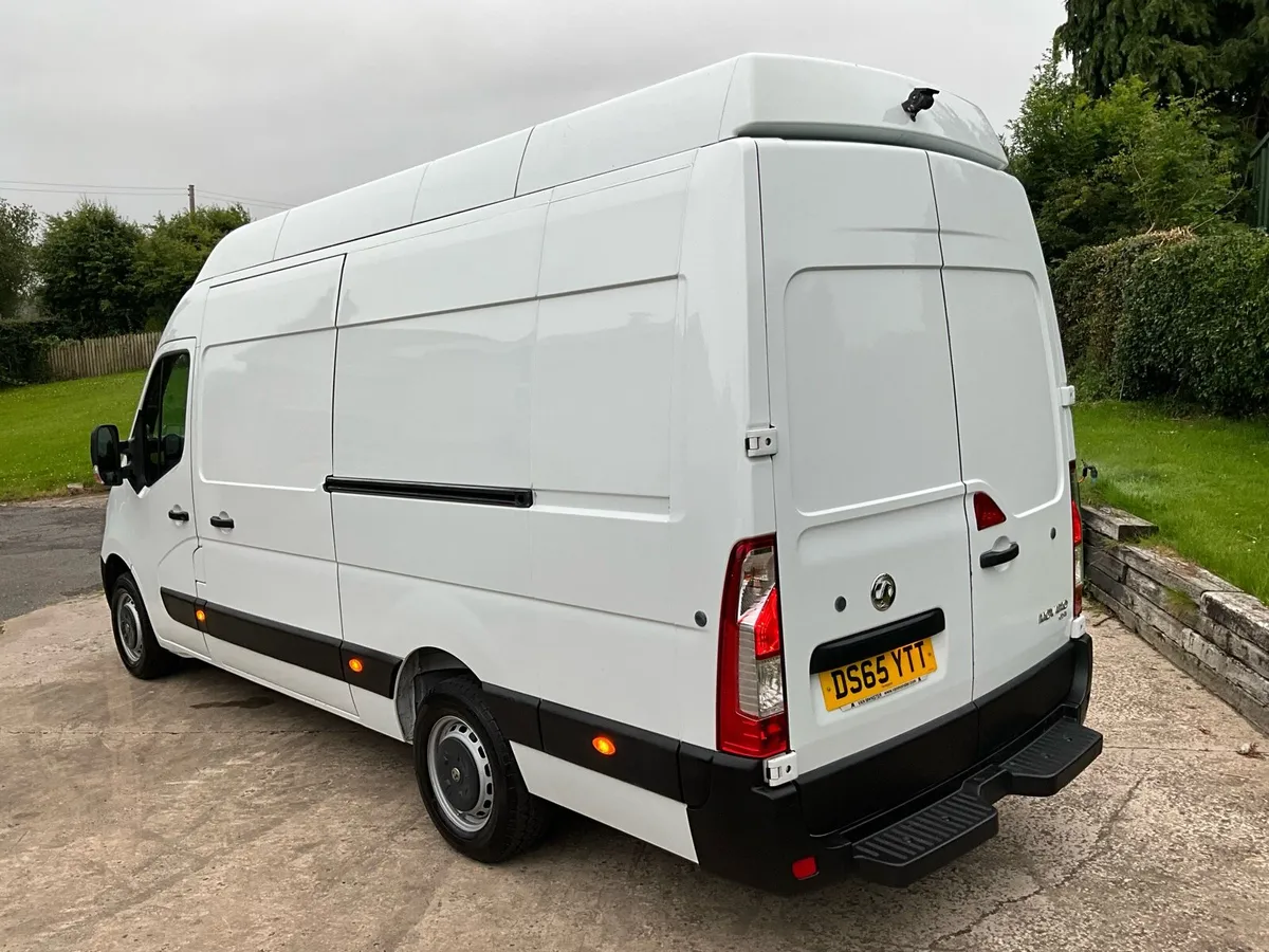 2015 Vauxhall Movano 2.3 CDTI H3 L4 RWD - Image 4