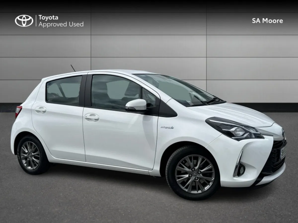 Toyota Yaris HYBRID 5DR LUNA - Image 1