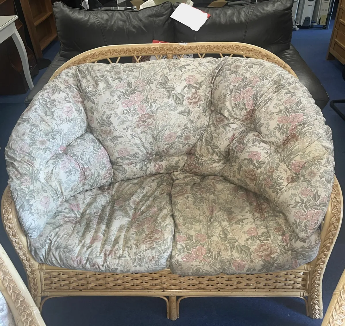 Rattan Conservatory suite - Image 3