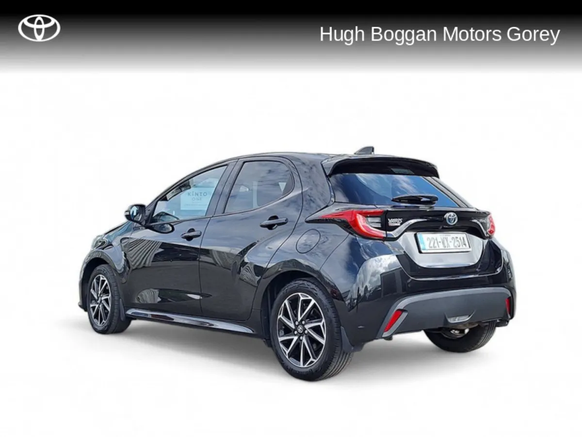 Toyota Yaris Luna Sport - Image 2