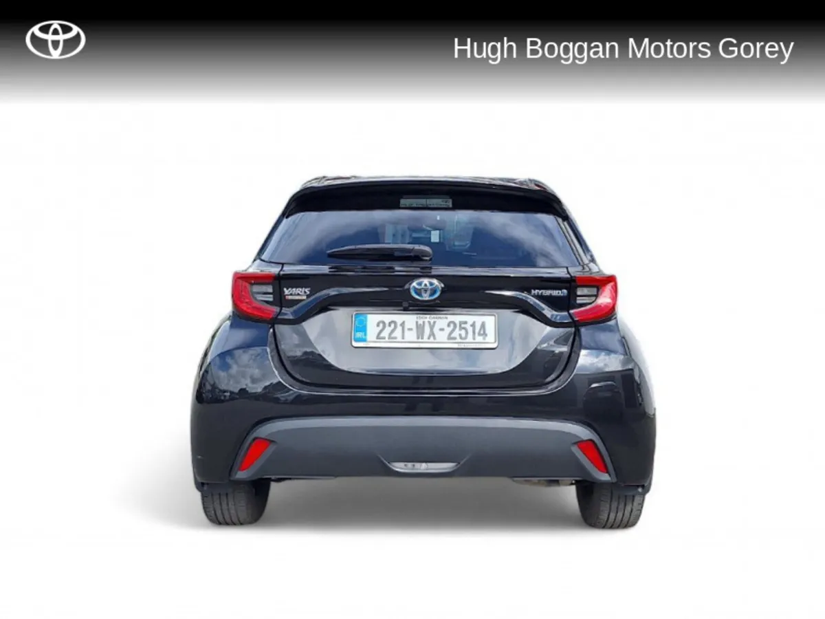 Toyota Yaris Luna Sport - Image 4
