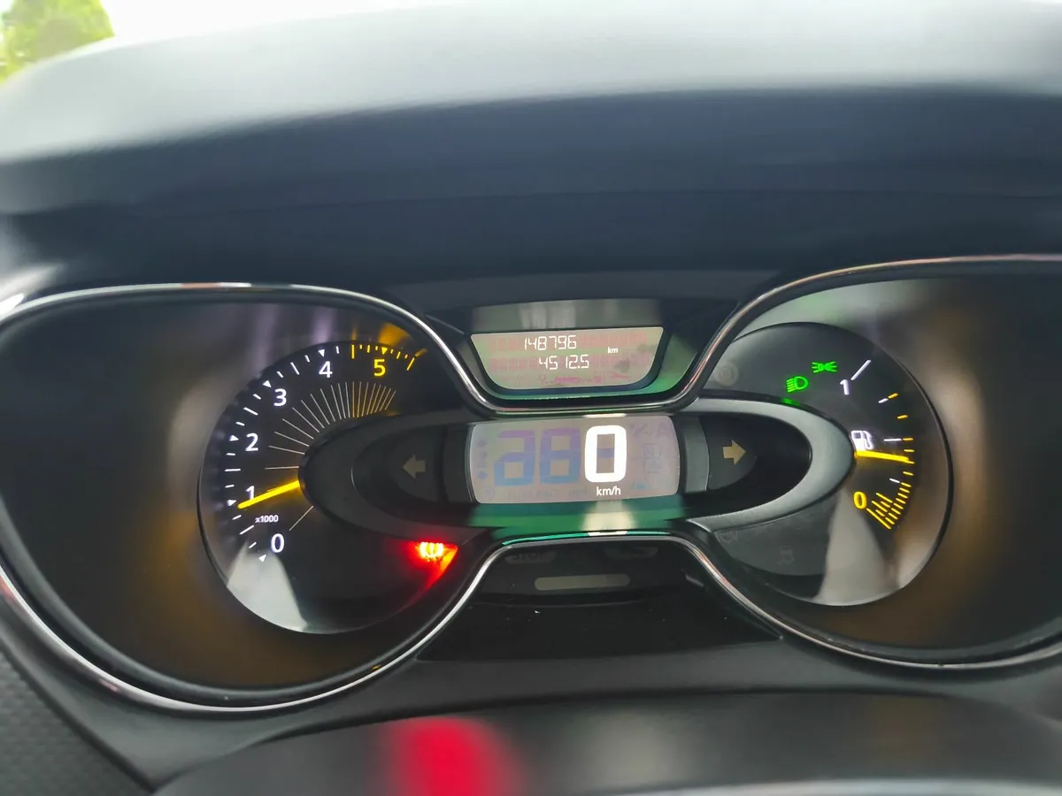 Renault Captur 2016 - Image 3