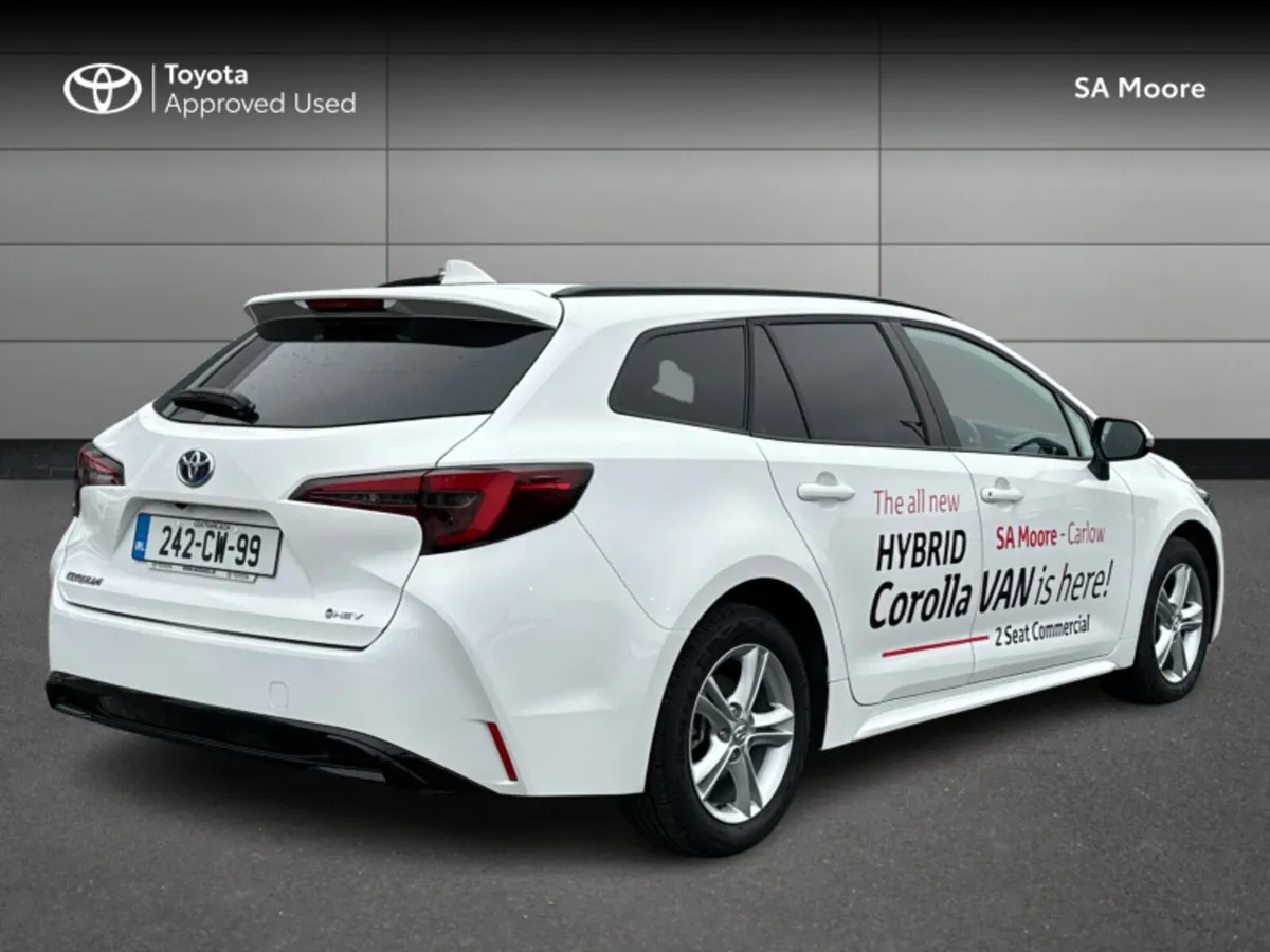 Toyota Corolla HYBRID VAN - Image 2
