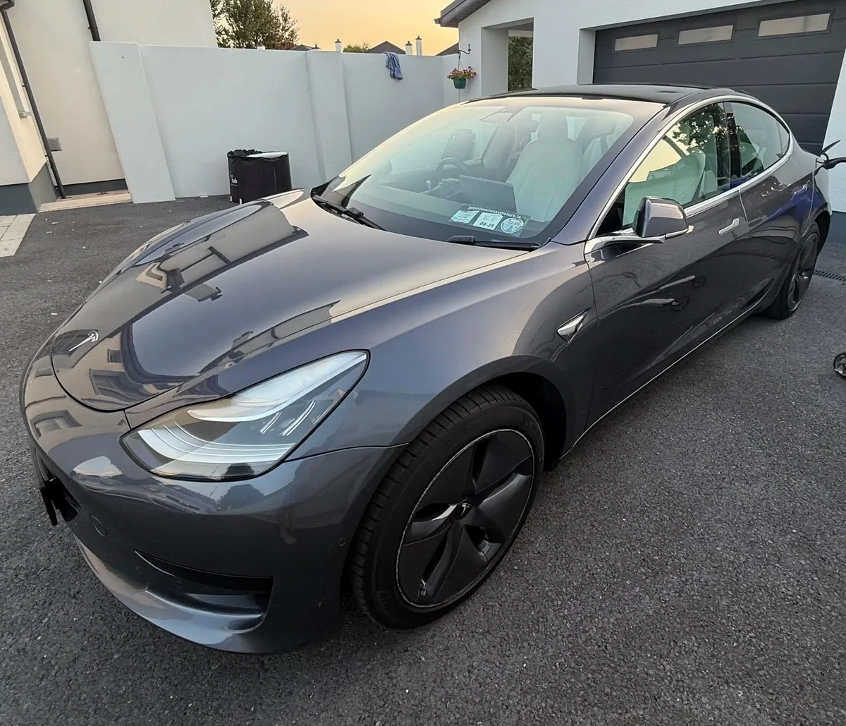 Tesla model 3 Standard Range Plus RWD SR - Image 3