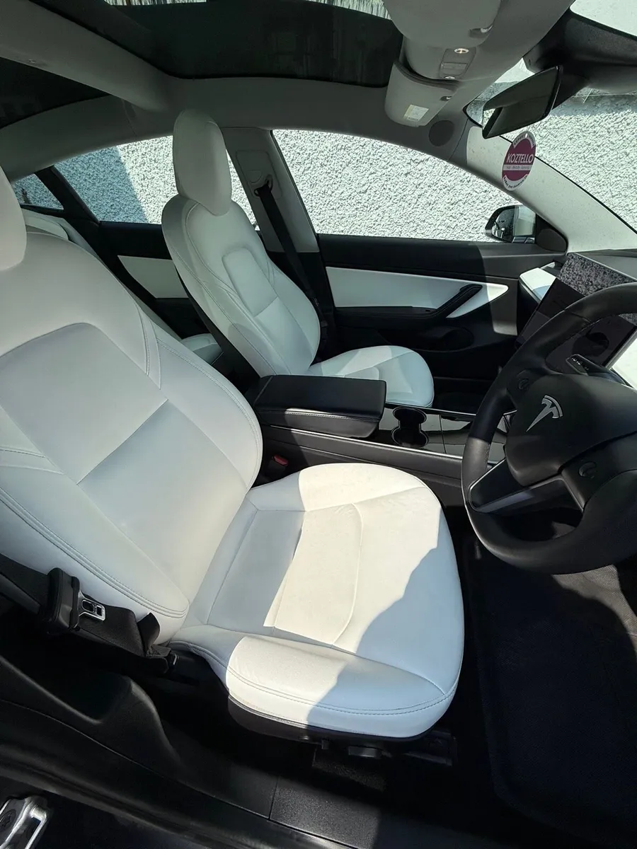 Tesla model 3 Standard Range Plus RWD SR - Image 4