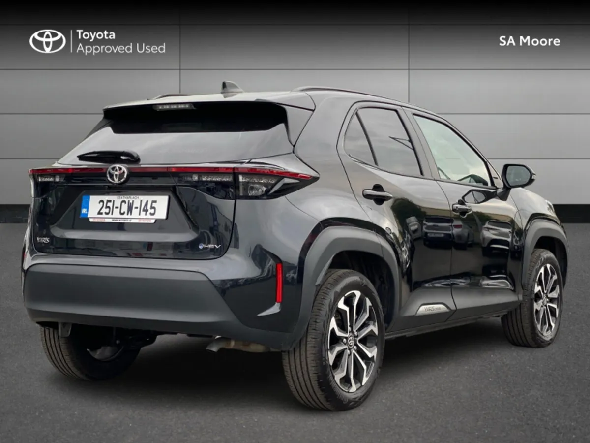 Toyota Yaris Cross LUNA SPORT - DEMO SALE NOW ON - Image 2