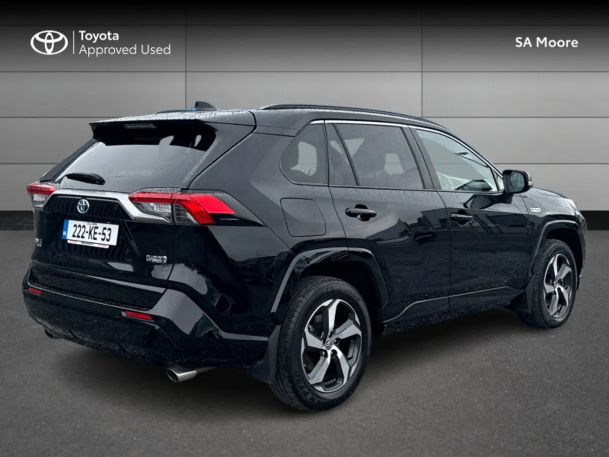 Toyota RAV4 PLUG-IN HYBRID SOL - Image 2