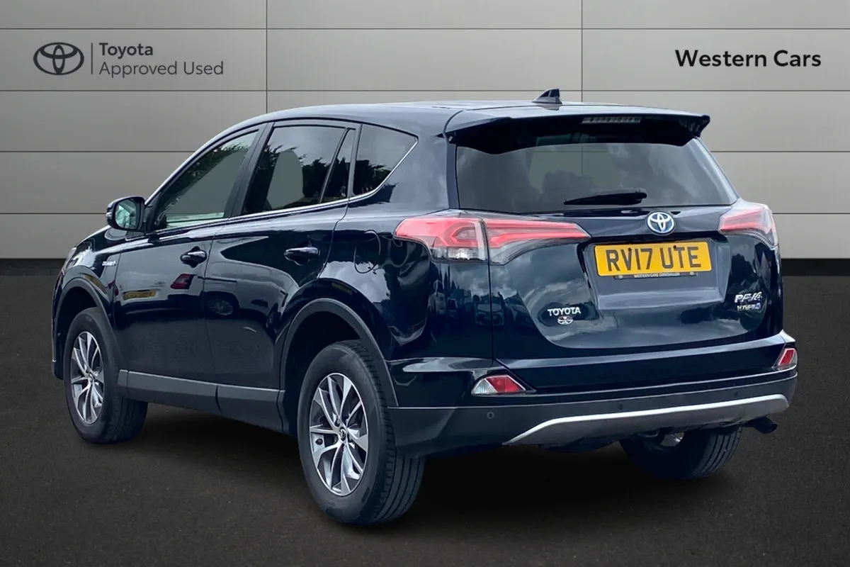 Toyota RAV4 2017 - Image 4